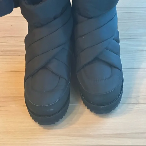 UGG Black Ankle Boots Wool Lining 💜 Super Cozy 💜 - Picture 11 of 12